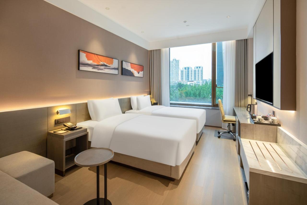 Hyatt Place Linyi People Square Exterior foto